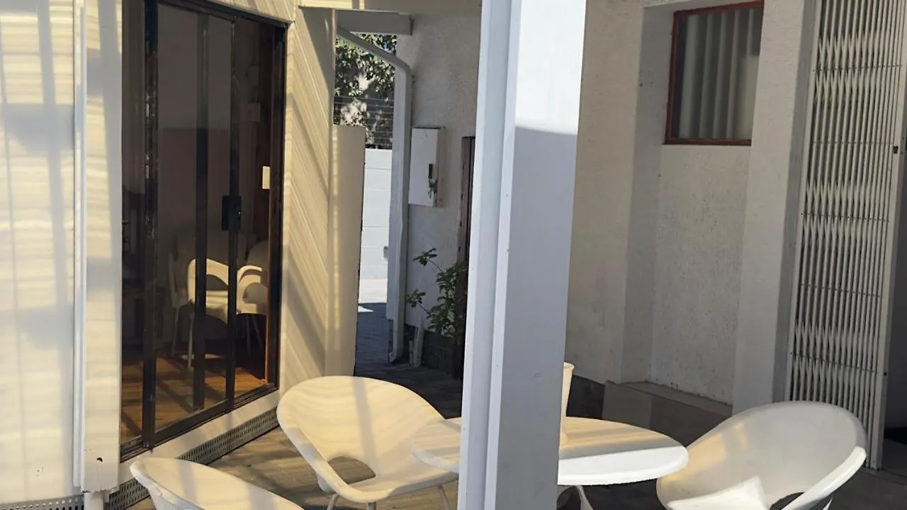 Meljaa Star Guesthouse Cape Town Güney Afrika