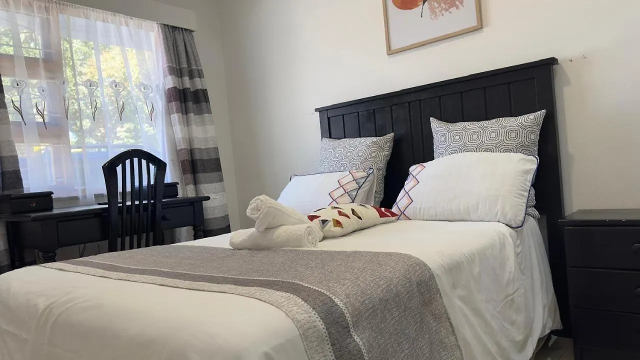 Meljaa Star Guesthouse Cape Town