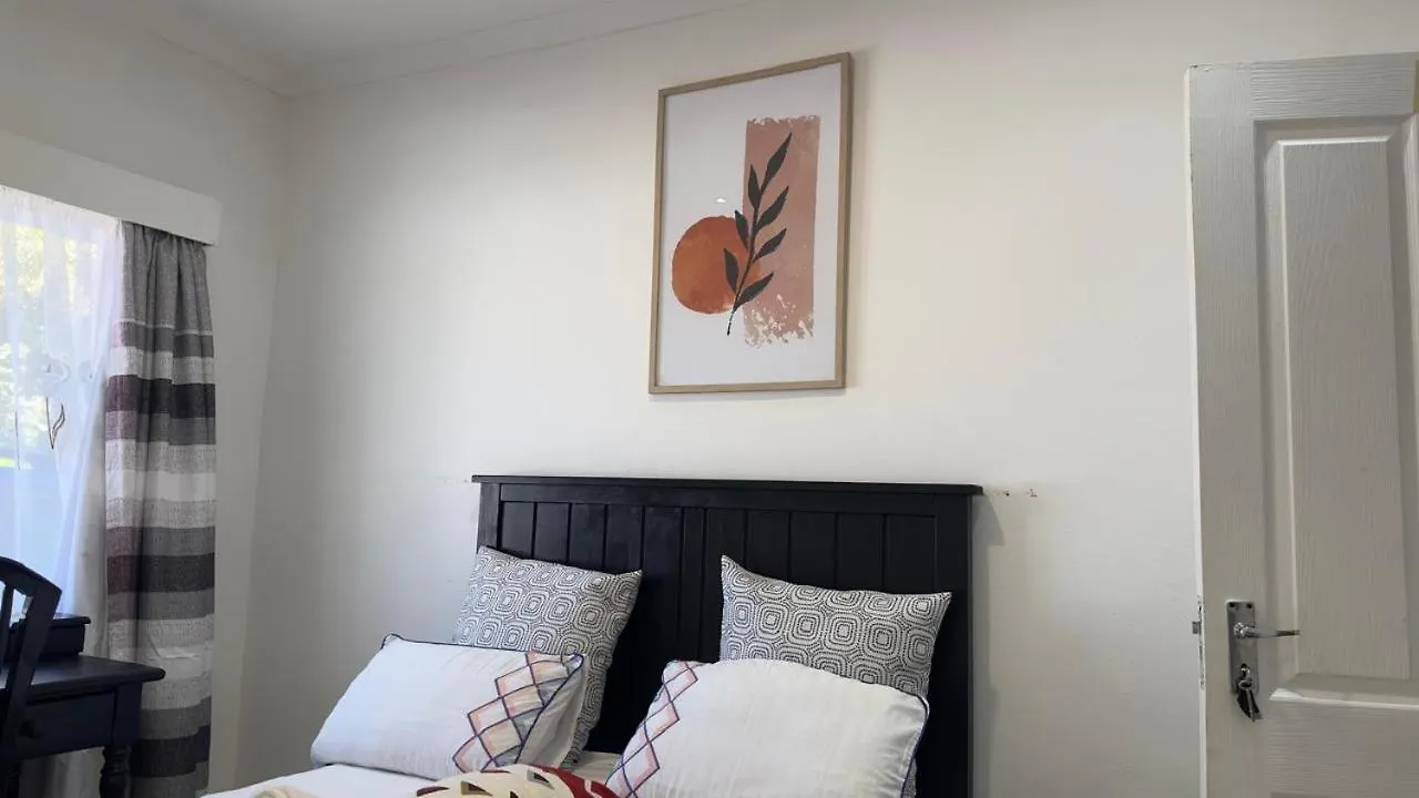 Meljaa Star Guesthouse Cape Town 0*,  Güney Afrika